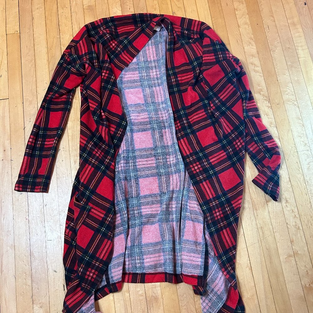Lightweight Long Plaid Cardigan